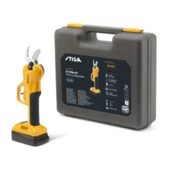 STIGA SC 100e Cordless Pruning Shears Kit 11 STIGA SC 100e Cordless Pruning Shears Kit -Care Garden Shop 75e34dd86ccd18e40251ad6cc07f8bcf8635 SC100eKit 257022001UKS full11 ecommerce