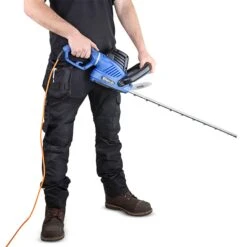 Hyundai HYHT680E Electric Hedge Trimmer 680W 610mm -Care Garden Shop HYHT680E 02 78759