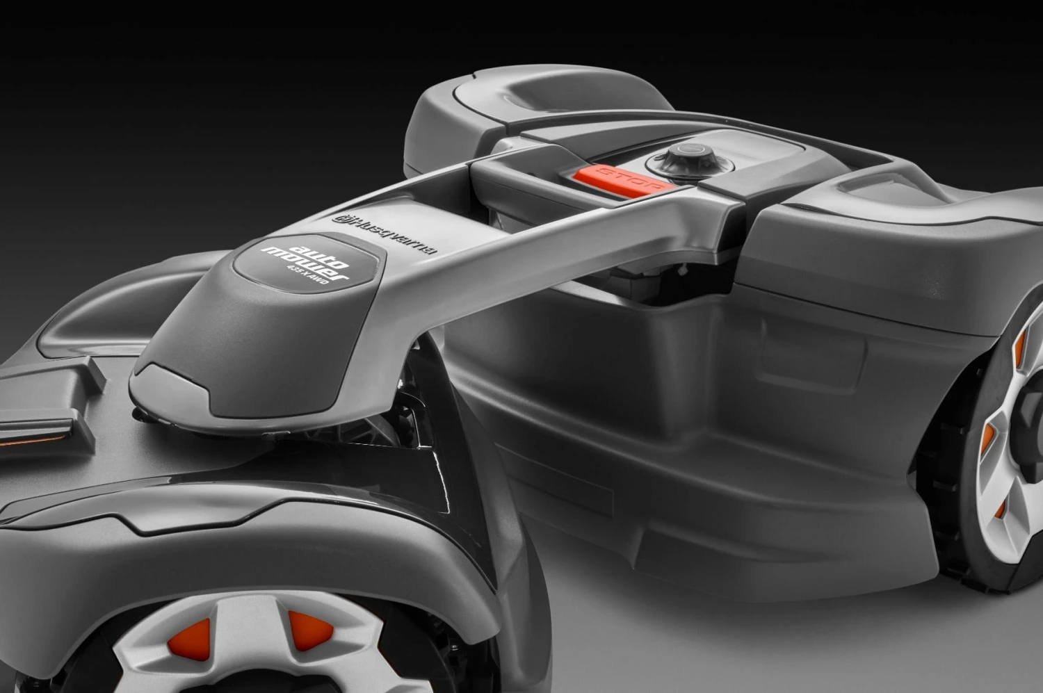 Husqvarna Automower 435X AWD Robotic Lawn Mower 7 Husqvarna Automower 435X AWD Robotic Lawn Mower - Image 7