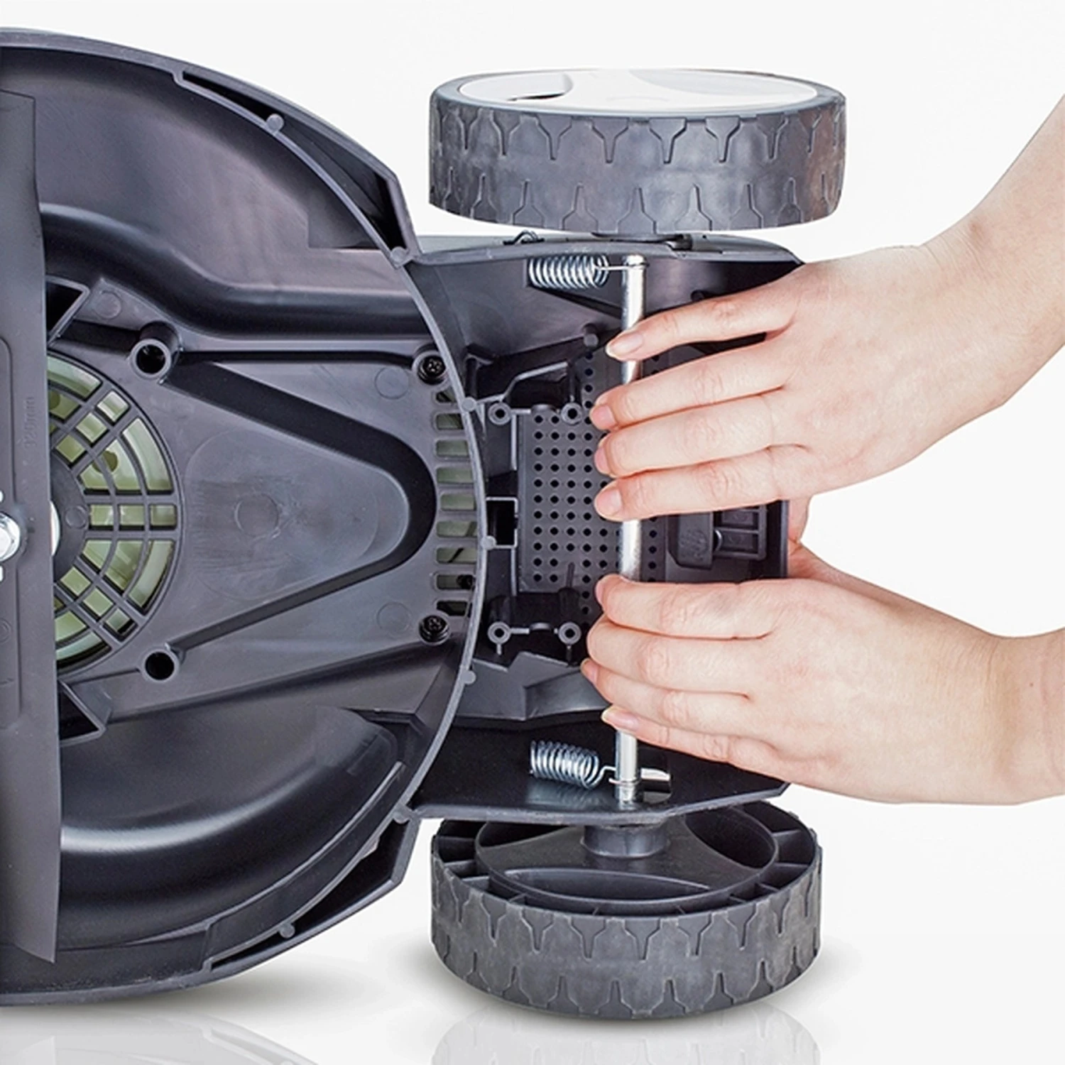 Hyundai HYM3200E Electric Lawn Mower 32cm 8 Hyundai HYM3200E Electric Lawn Mower 32cm - Image 8